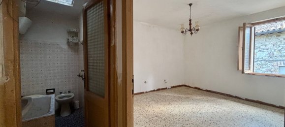 Duplex T7 em Todi, Italy N.º 358334 32