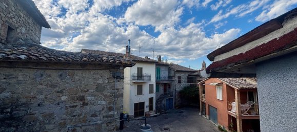 Duplex T7 em Todi, Italy N.º 358334 11