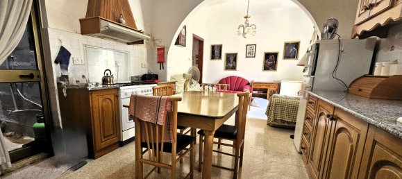 Дом с 4 спальнями в Меллиха, Мальта № 2739 18