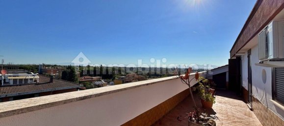 3 Schlafzimmer Penthouse in Rome, Italy, Nr. 376230 5