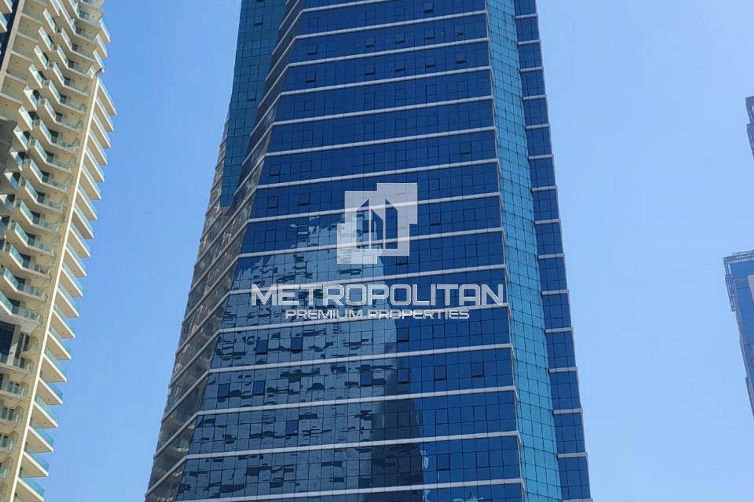 214.9m² Office in Business Bay, UAE No. 22279