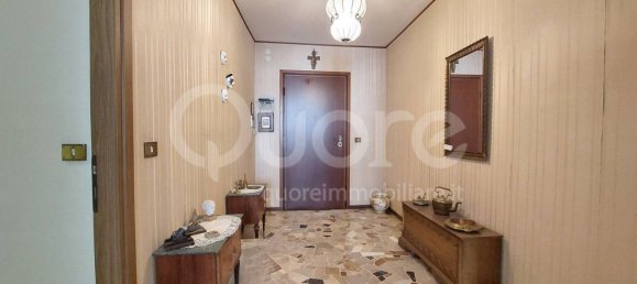 5 Schlafzimmer Wohnung in Udine, Italy, Nr. 327408 3