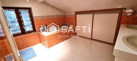 5 bedrooms House in Lafrancaise, France No. 305411 8