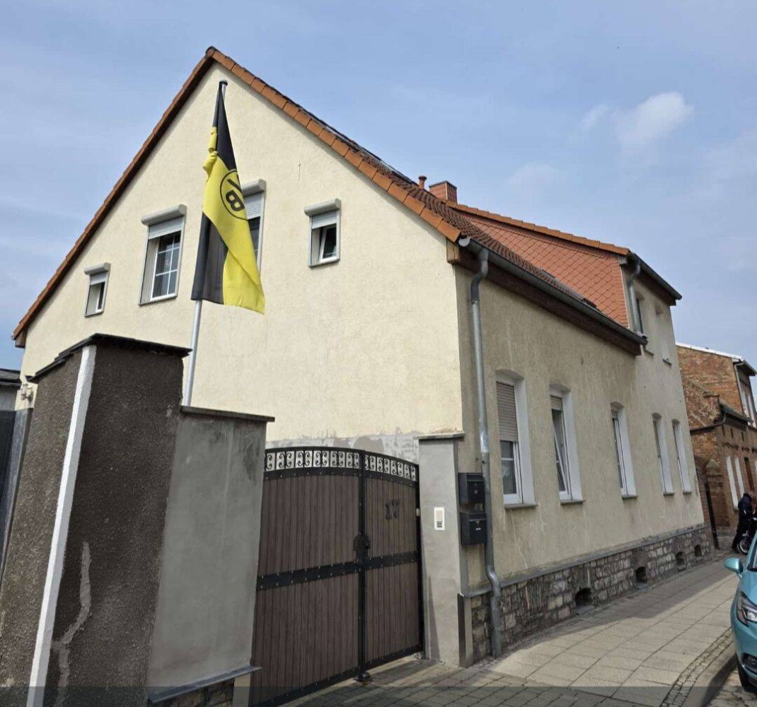 Таунхаус с 8 комнатами в Зальцланд, Германия № 337897