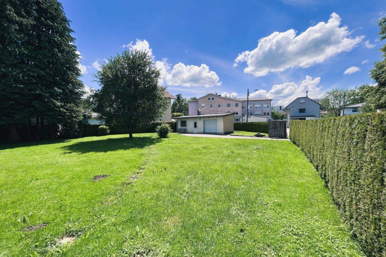 690m² Land in Salzburg, Austria No. 166607