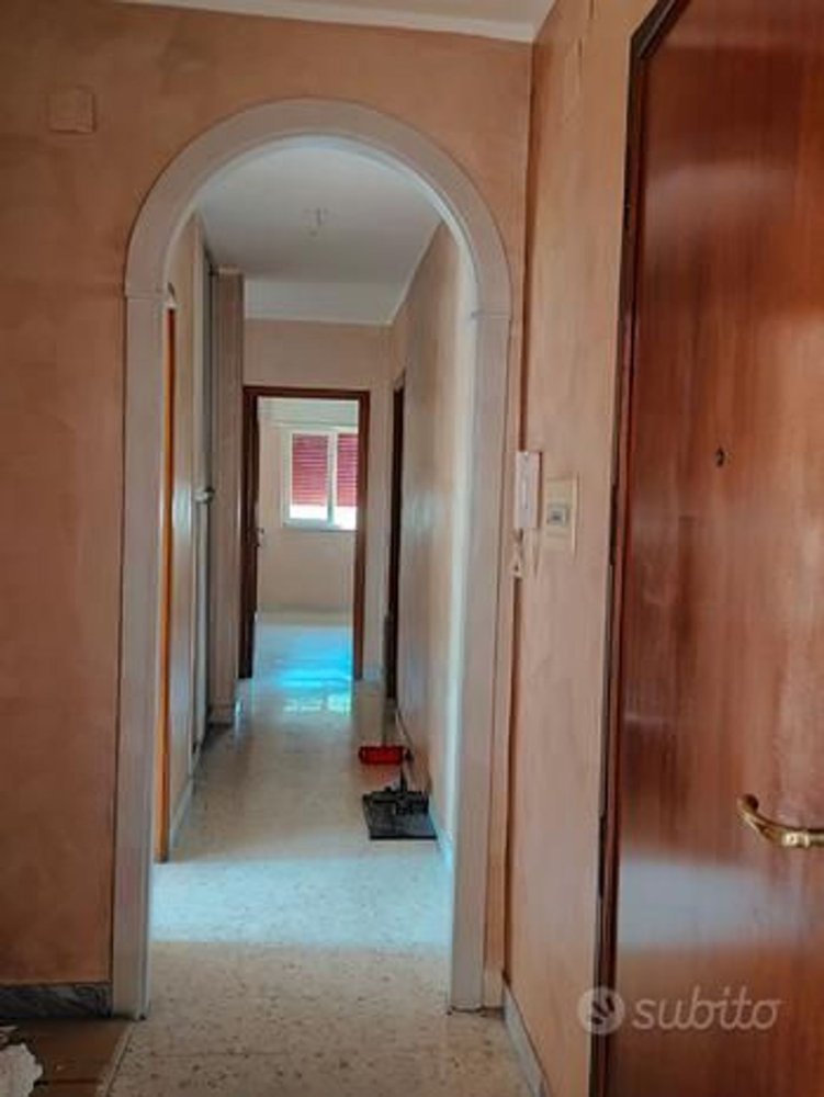 4-Zimmer Wohnung in Villaricca, Italy, Nr. 69307