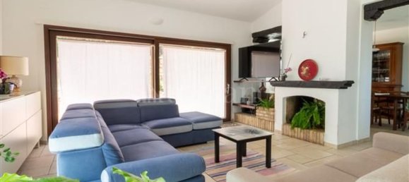 11غرفة فيلا في Capoterra, Italy رقم 270229 22