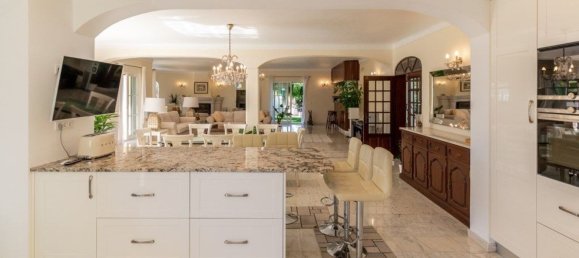 Casa de 6 dormitorios en Albufeira, Portugal No. 101277 38