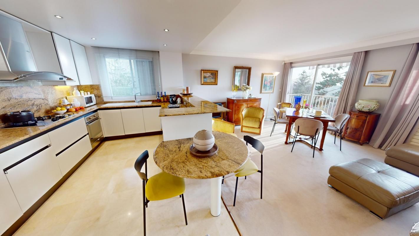 2 bedrooms Apartment in Taverny, France No. 139213