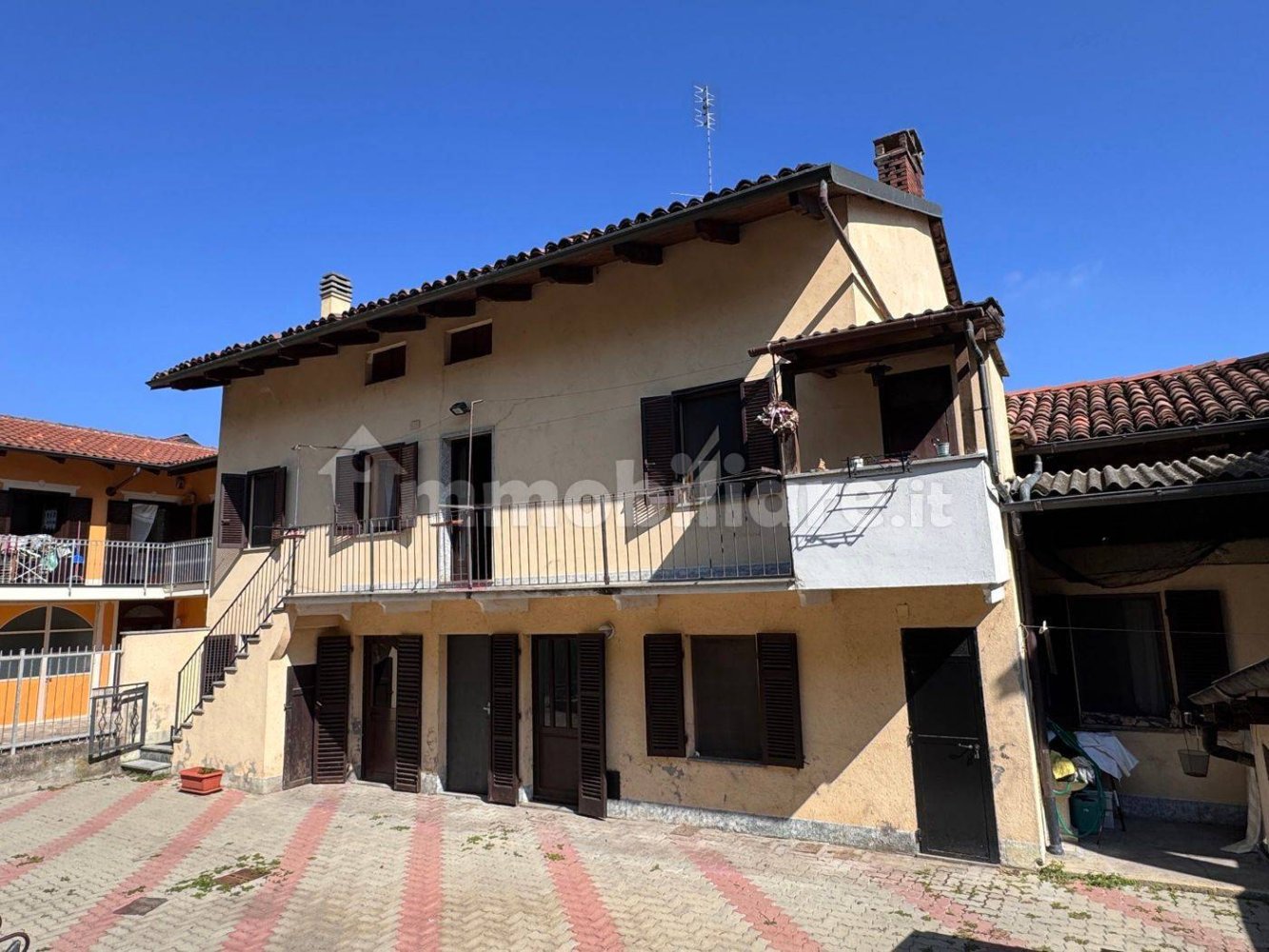 5 chambres Maison à Poirino, Italy No. 386789