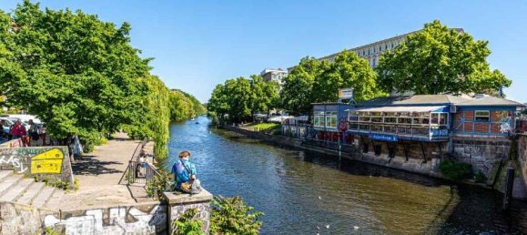 Квартира с 5 комнатами в Кройцберг, Германия № 94490 12