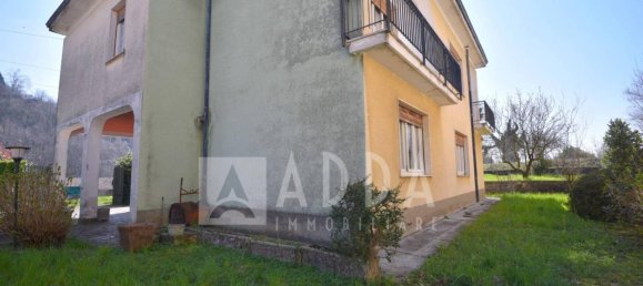 Вилла с 7 комнатами в Колле Брианца, Италия № 134551 2