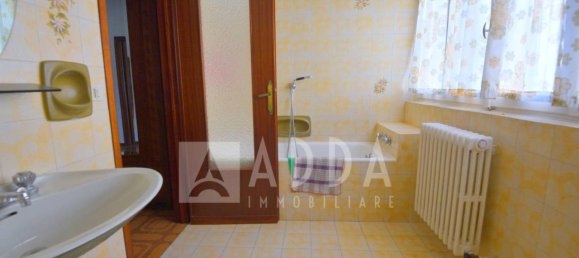 Вилла с 7 комнатами в Колле Брианца, Италия № 134551 32