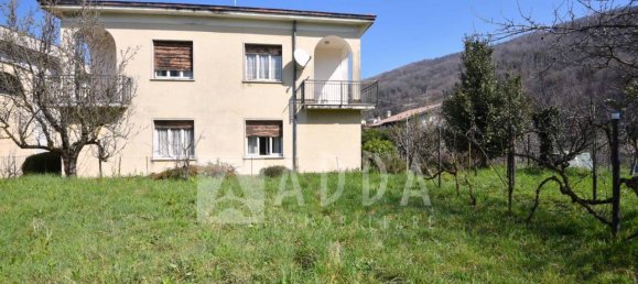 Вилла с 7 комнатами в Колле Брианца, Италия № 134551 40