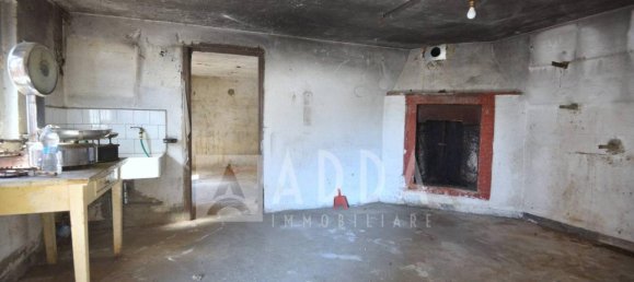 Вилла с 7 комнатами в Колле Брианца, Италия № 134551 36