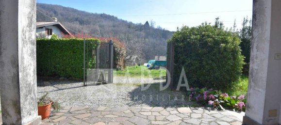 Вилла с 7 комнатами в Колле Брианца, Италия № 134551 4