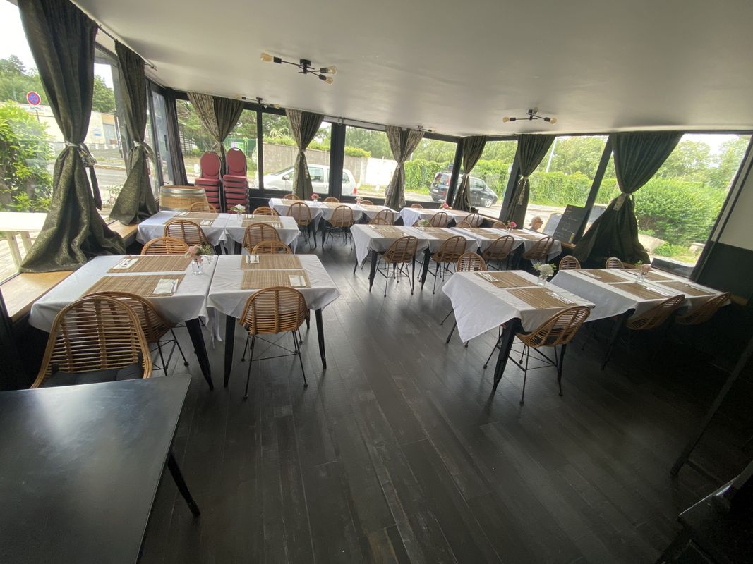 Edificio en Evry, France 240 m² No. 189386