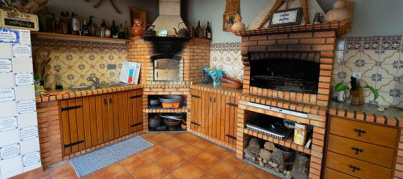 3 bedrooms House in Angra do Heroismo, Portugal No. 36055 3