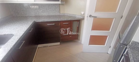 3 bedrooms Apartment in Lleida, Spain No. 175204 6