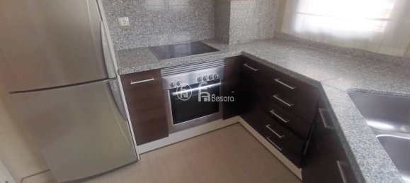3 bedrooms Apartment in Lleida, Spain No. 175204 3