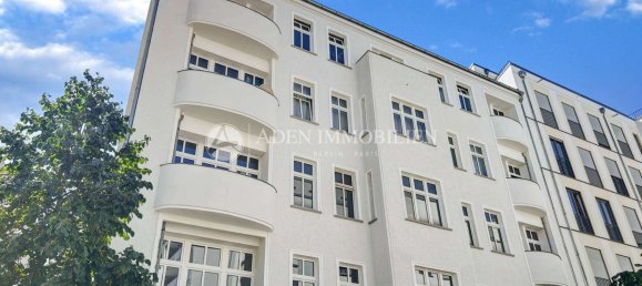 Квартира с 2 комнатами в Фридрихсхайн, Германия № 342837 13