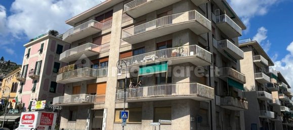 Apartamento de 2 dormitorios en Rapallo, Italy No. 373201 5