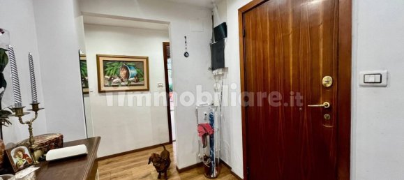 Apartamento de 2 dormitorios en Rapallo, Italy No. 373201 10