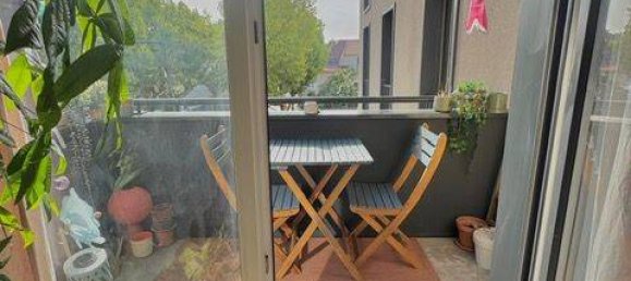 1 bedroom Apartment in Montreuil, France No. 327045 7