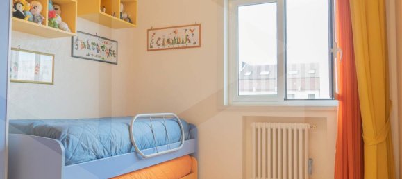 3-salle Appartement à Bari, Italy No. 22762 18