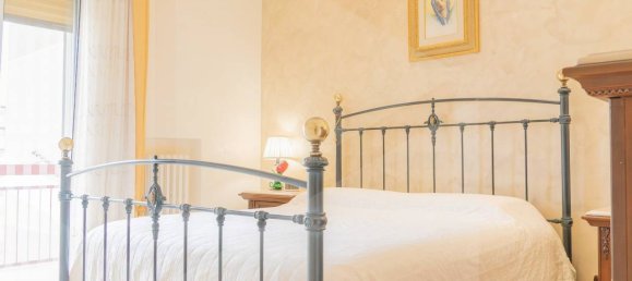 3-salle Appartement à Bari, Italy No. 22762 10