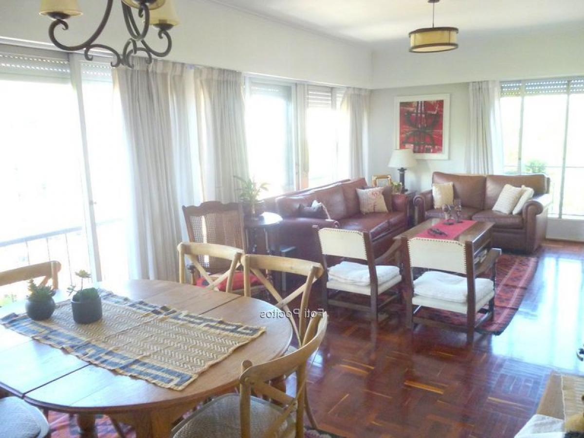 3 bedrooms Apartment in Montevideo, Uruguay No. 12184