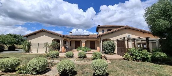 2 bedrooms Villa in Montrejeau, France No. 310125 20