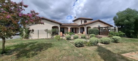 2 bedrooms Villa in Montrejeau, France No. 310125 16