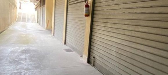 3 rooms House in Acerra, Italy No. 36794 4