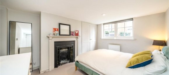 3 bedrooms House in London, United Kingdom No. 12753 14