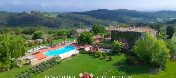 30 rooms House in Murlo, Italy No. 211962 3