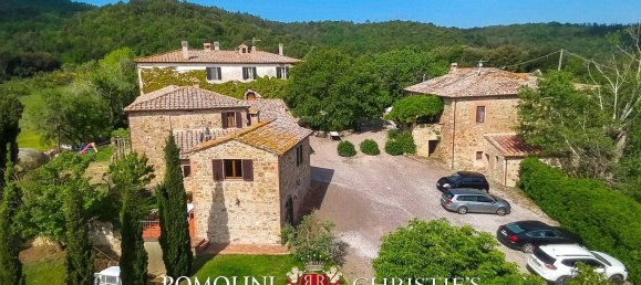 30 rooms House in Murlo, Italy No. 211962 6