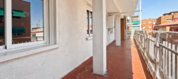 2 bedrooms Apartment in Madrid, Spain No. 178802 5