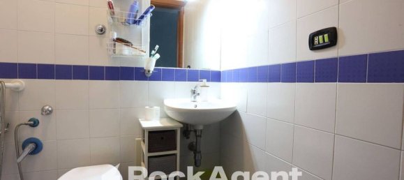 8 bedrooms Apartment in Naples, Italy No. 296870 37