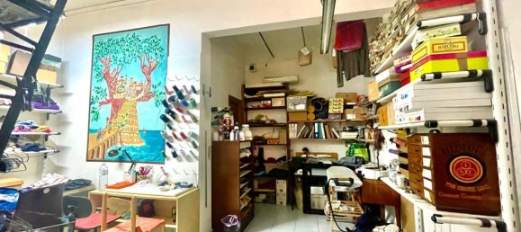 41m² Commercial property in Rome, Italy No. 193996 5