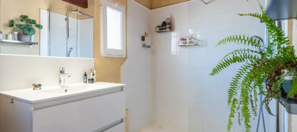 1 chambre Appartement à Uzès, France No. 345202 11