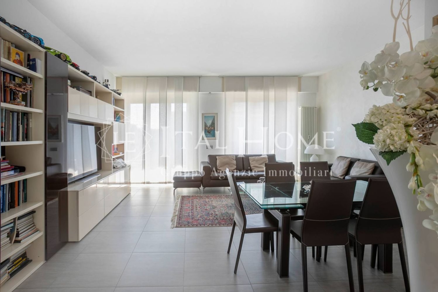 3 bedrooms Apartment in Bergamo, Italy No. 370125