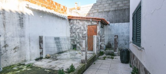 2 bedrooms House in Loures, Portugal No. 53101 27