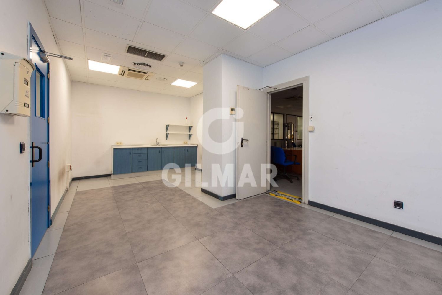 Oficina en Madrid, Spain 1090 m² No. 103611