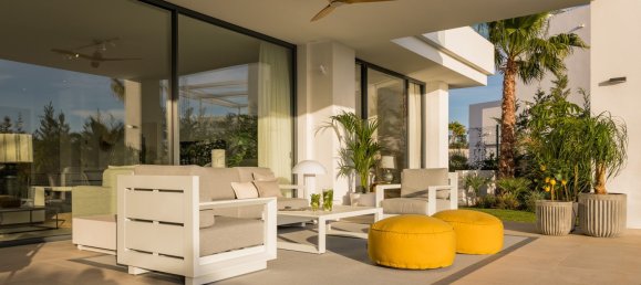 5 bedrooms Villa in Cabopino, Spain No. 3067 30