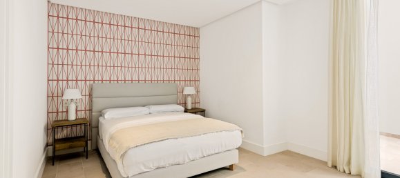 5 bedrooms Villa in Cabopino, Spain No. 3067 25