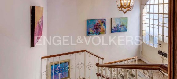 7 rooms Villa in Carlazzo, Italy No. 102873 11