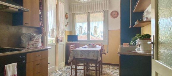 3 rooms Building in Vicenza, Italy No. 24442 3