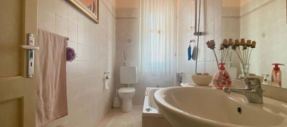 3 rooms Building in Vicenza, Italy No. 24442 6