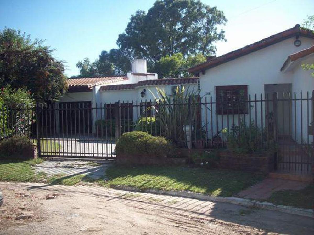 4 bedrooms House in Bermudez, Argentina No. 21603
